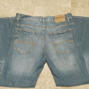 Aeropostale men's 32/30 jeans short